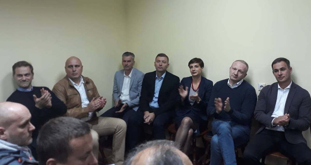 Савез за Србију у Котражи (Лучани): Инвестирати у пољопривреду и зауставити продају ресурса
