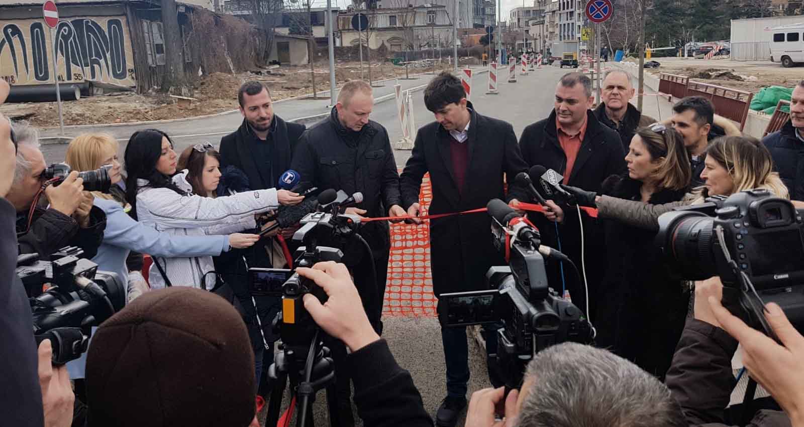 Јовановић: Срамотна неспособност градске власти, 200 метара улице реновирају 20 месеци