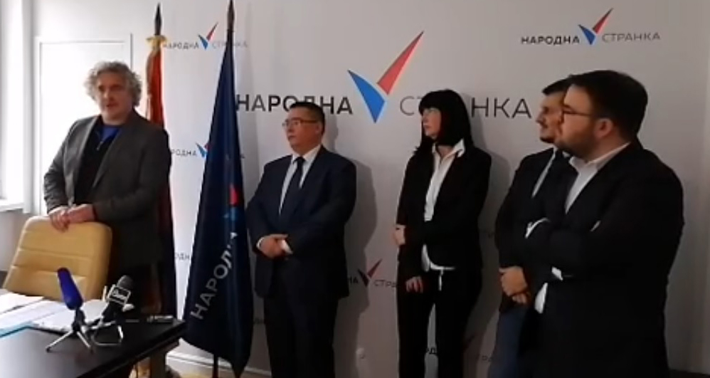 Народна странка: Суд отворено стао на страну Андреја Вучића у спору против Алексића