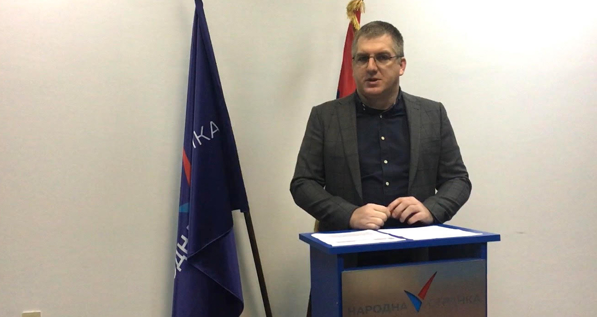 Народна странка Крагујевац: Зашто градите изграђена стајалишта?