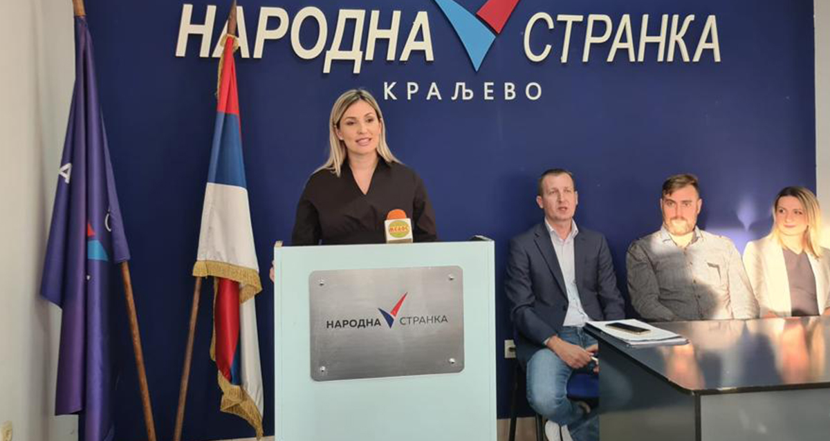 Катарина Јовић (Краљево): Власт да реши проблем саобраћаја у граду